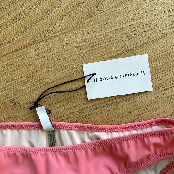 ♻️DONATED DEC. 2023♻️ 
NWT Solid & Striped Elle Bottom in Flamingo size M - Picture 7 of 9